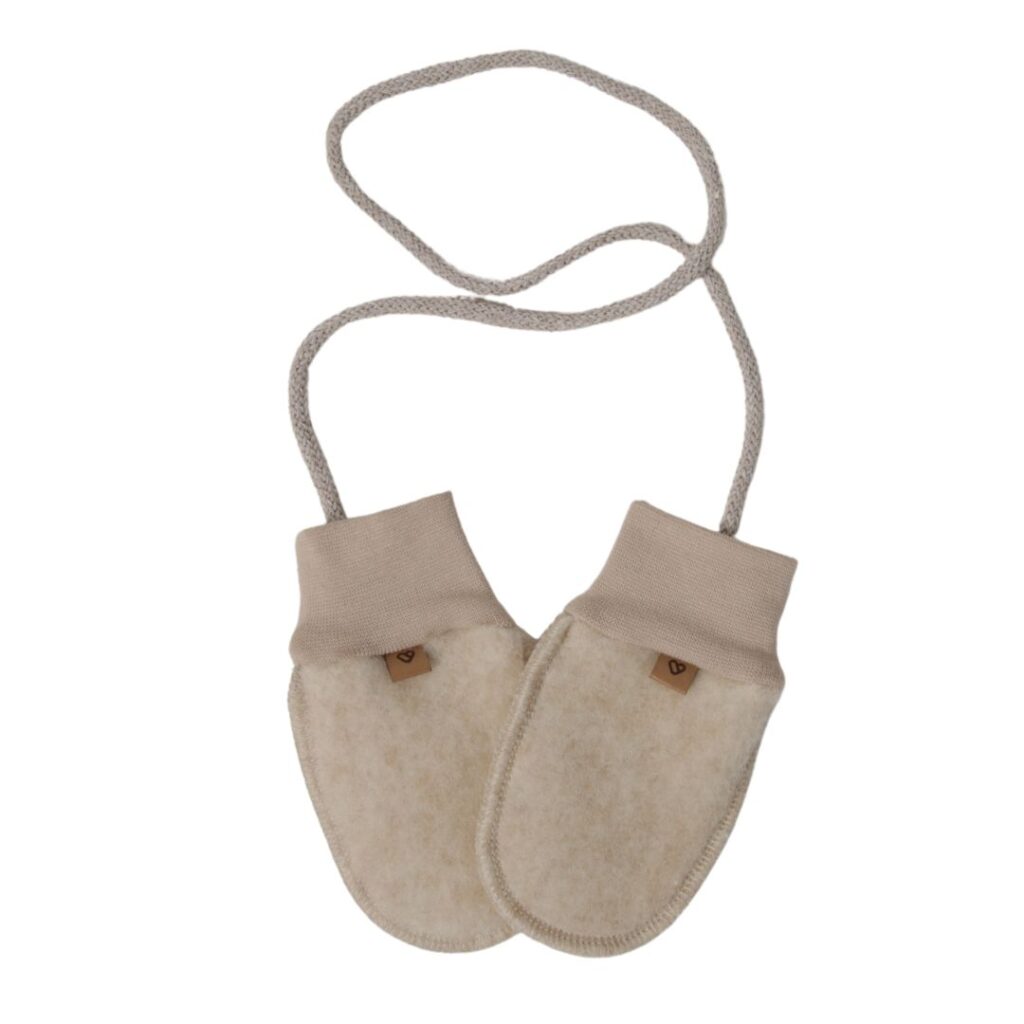 Luxe Ivory Lamb Wool Baby Mittens – Cozy & Warm Essentials