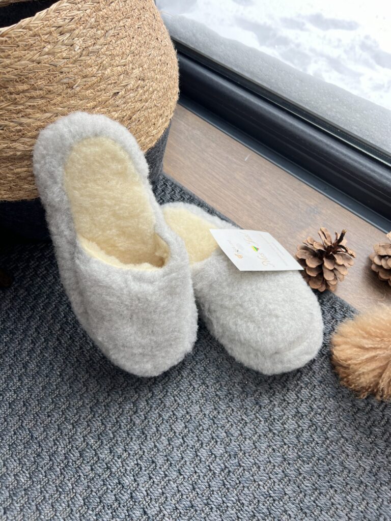 Merino Wool Comfort Slippers – Warmth & Style Reimagined