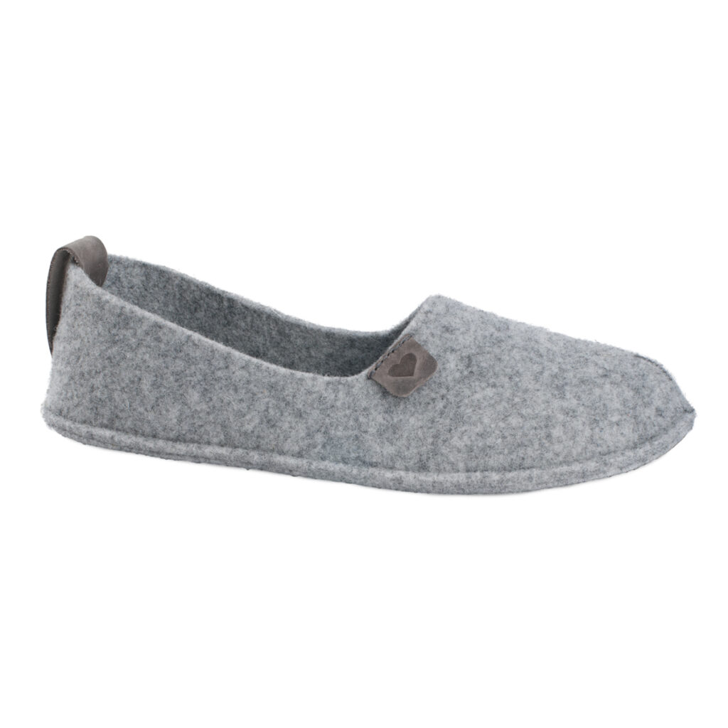 Elegant Grey Wool Slippers - Luxury & Comfort