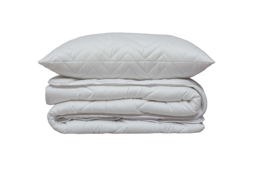 Ultimate Comfort Blanket - Lightweight, Cozy, Anti-Allergenic Elegance