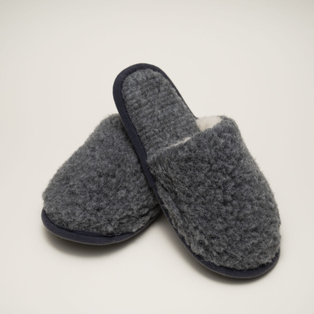 WOOLLAND Natural Merino wool slippers GREY