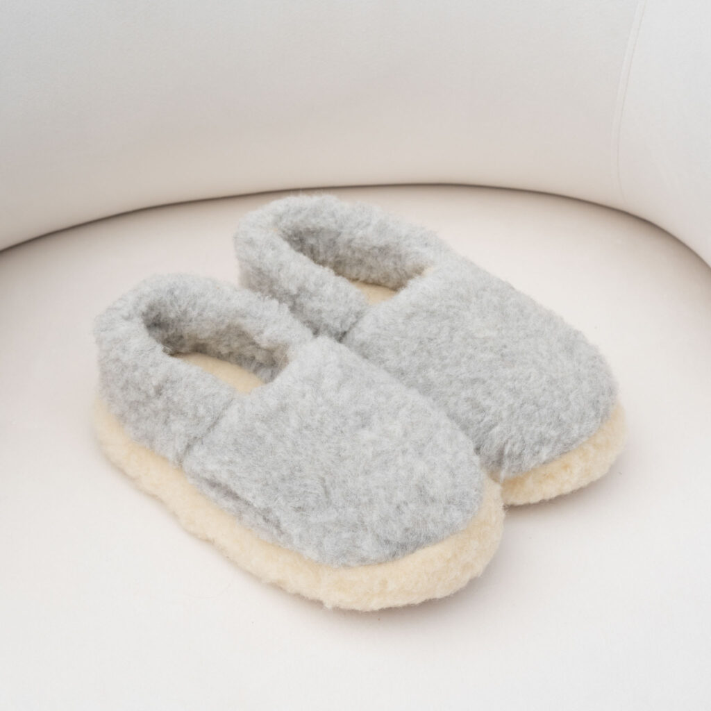 WOOLLAND natural merino wool slippers Cinderella