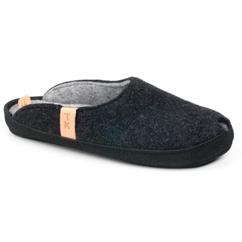 Black natural wool felt orthopaedic slippers TOKU