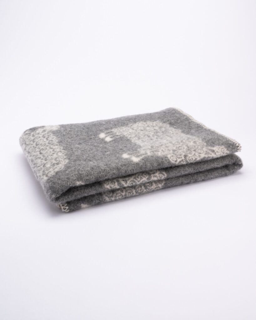 Children's woollen GREY LAMB blanket