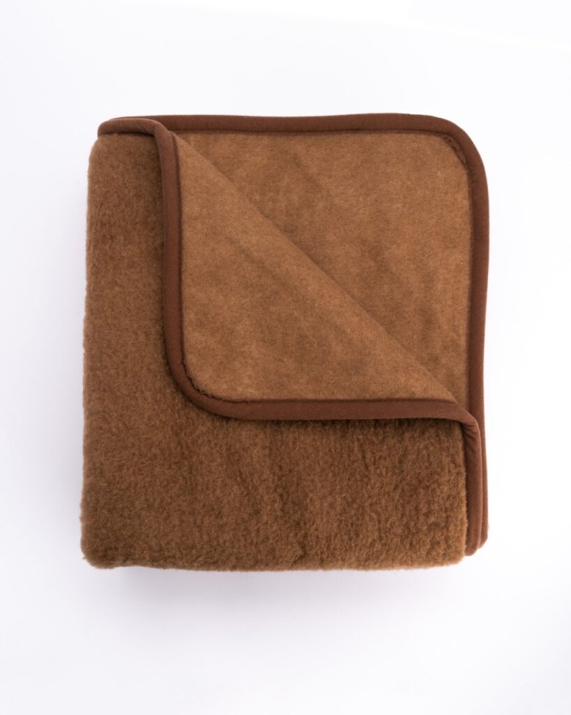 WoolLando natural CAMEL wool warm duvet