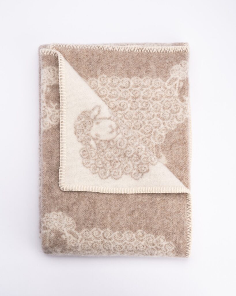Children's woollen CREAM LAMB blanket