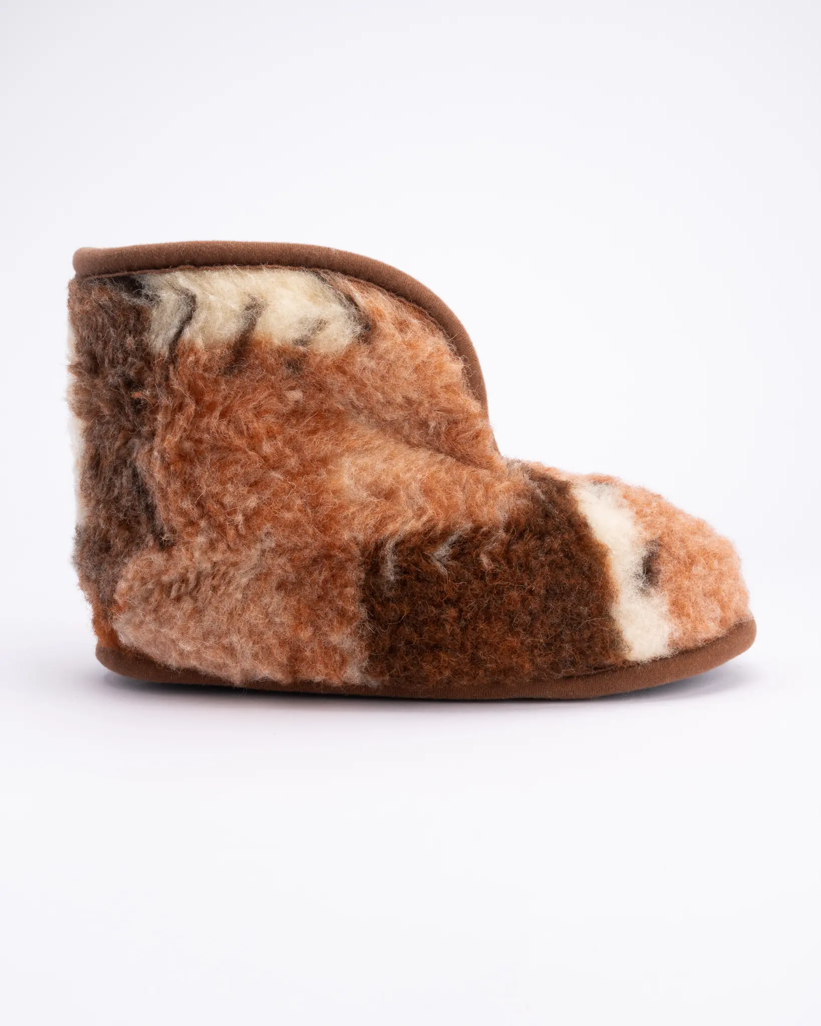 WoolLando natural merino wool slippers BROWNIE