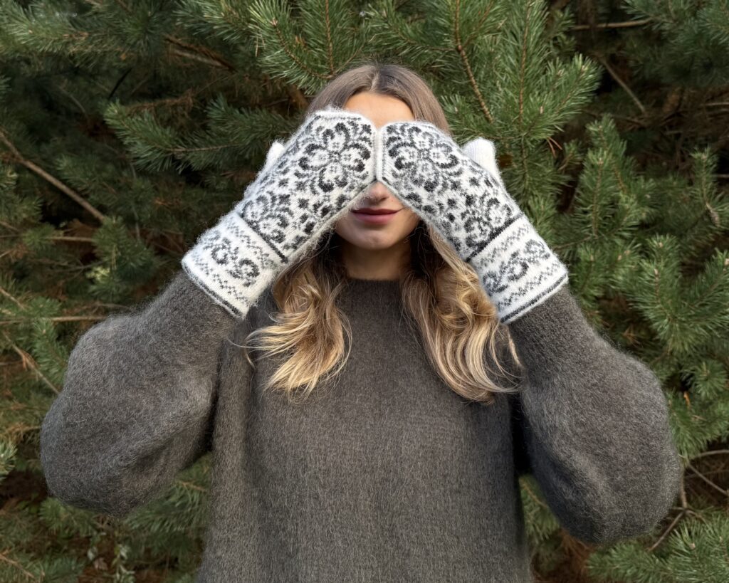 Women's merino wool gloves WHITE FROST