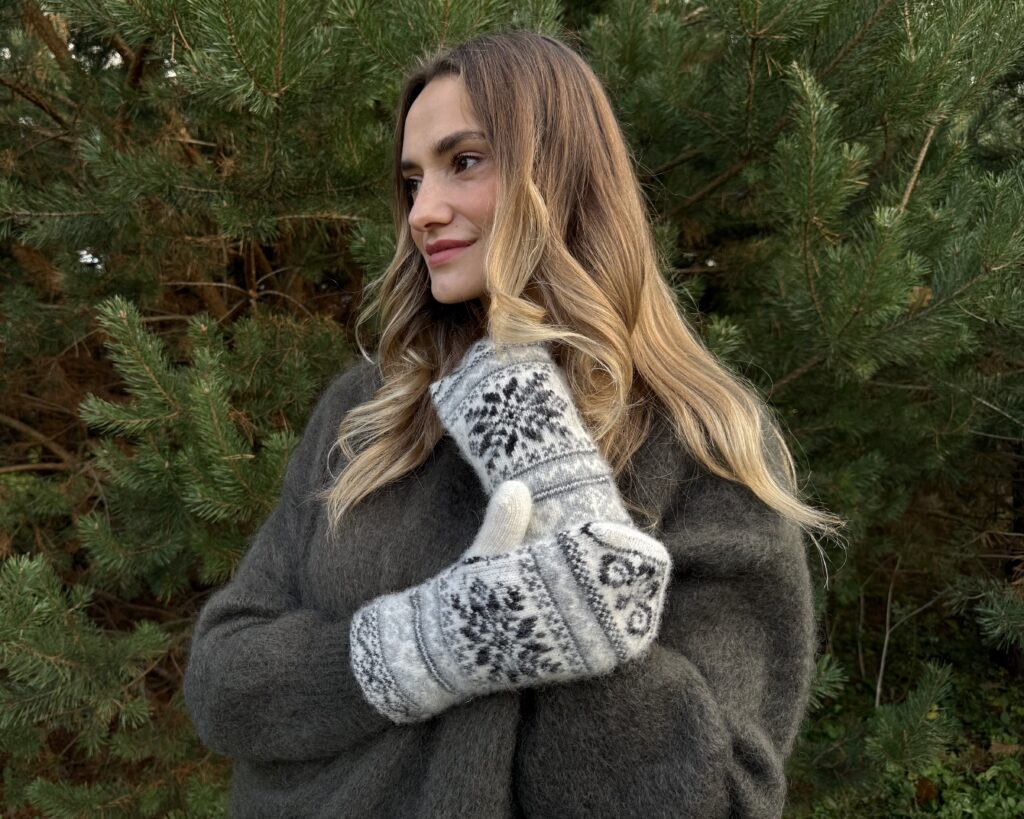 Women's merino wool gloves WHITE WINTER