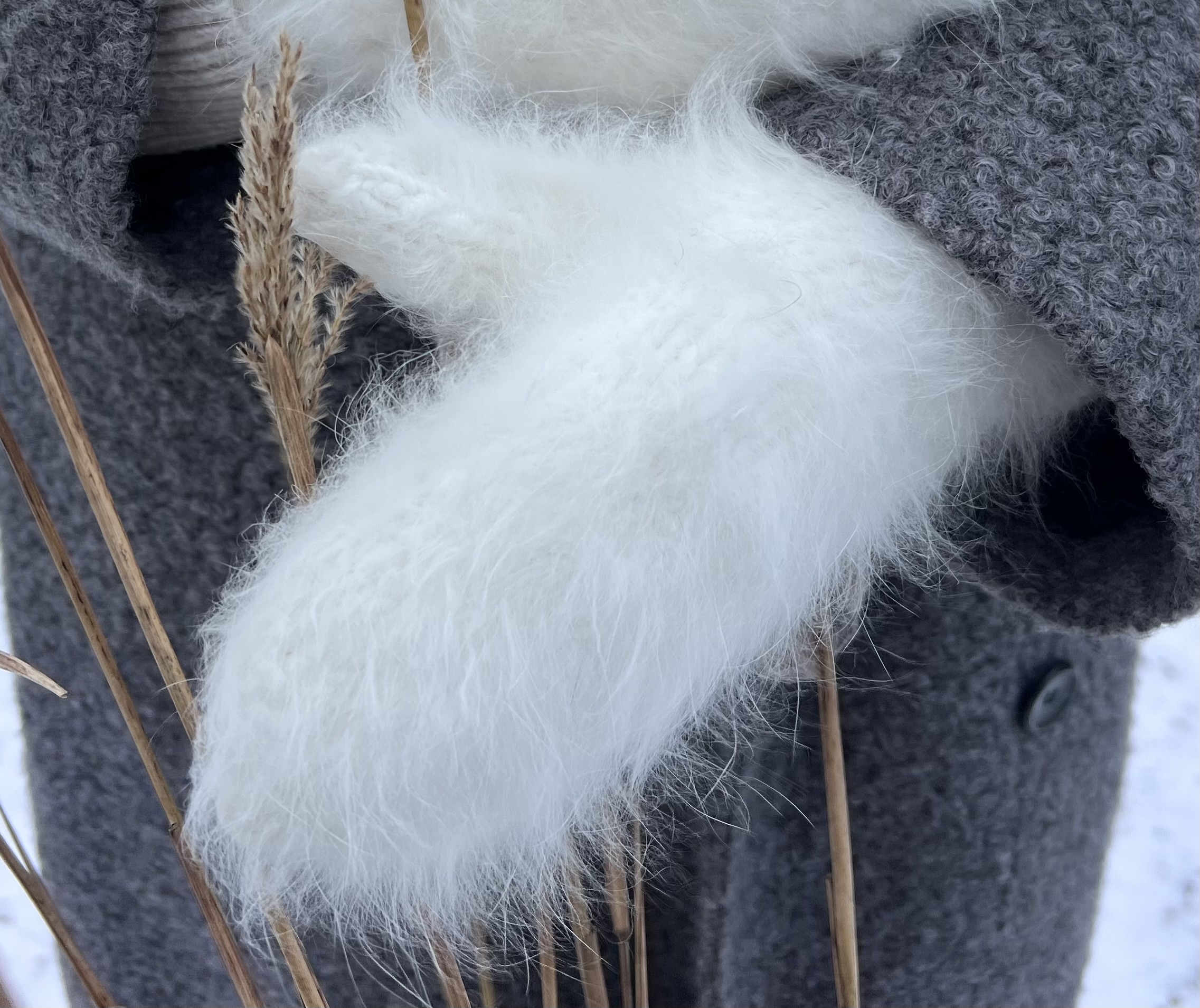Women's white angora - rabbit fur gloves