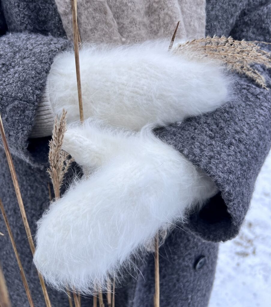 Women's white angora - rabbit fur gloves