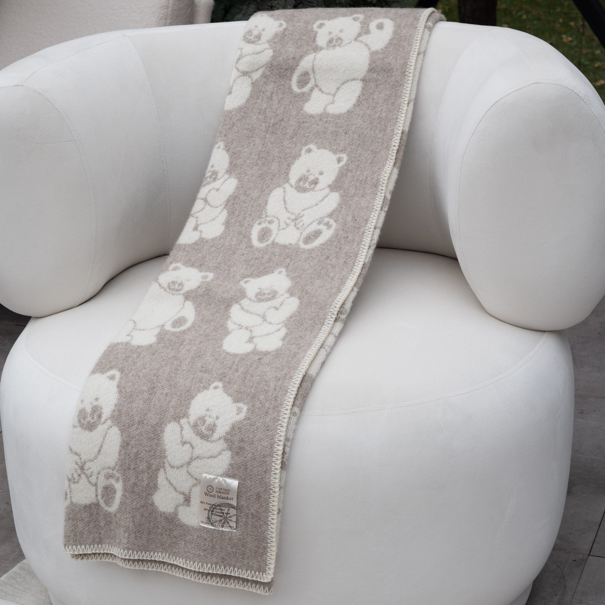 Children's woollen brown plaid BEAR
