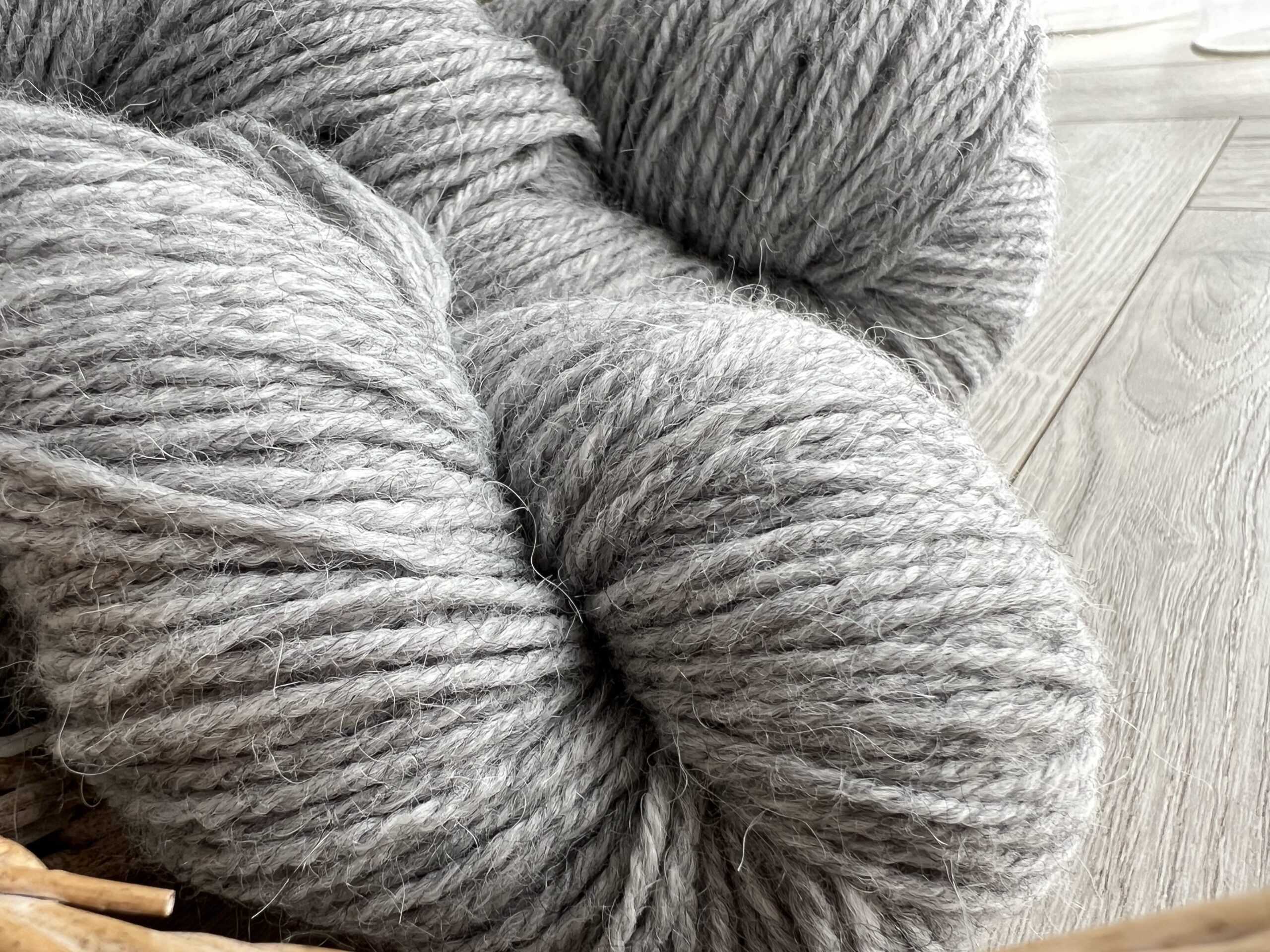 Grey alpaca wool yarn made in Lithuania 100 gr.