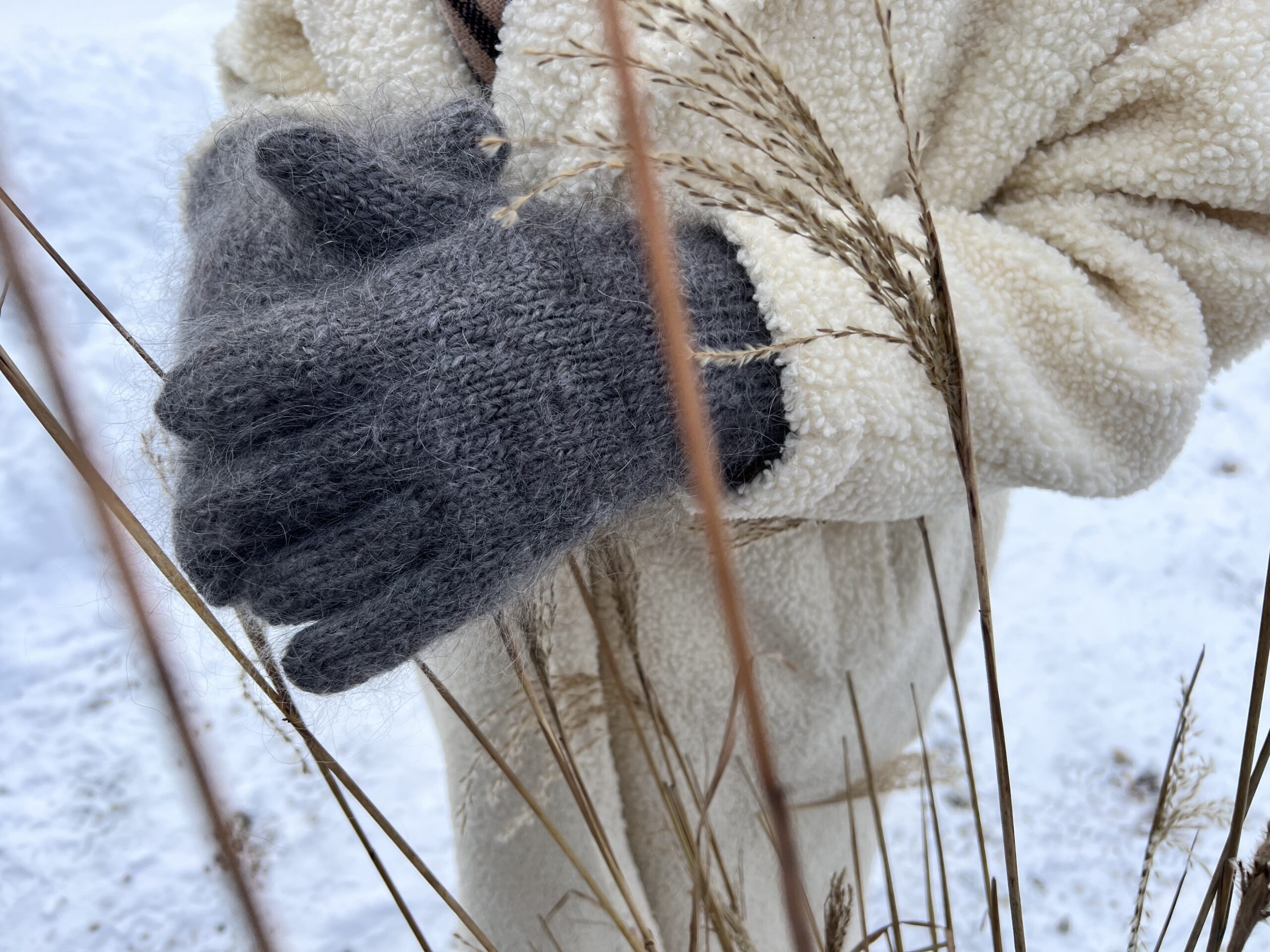 Men's angora wool gloves with fingers BROWN