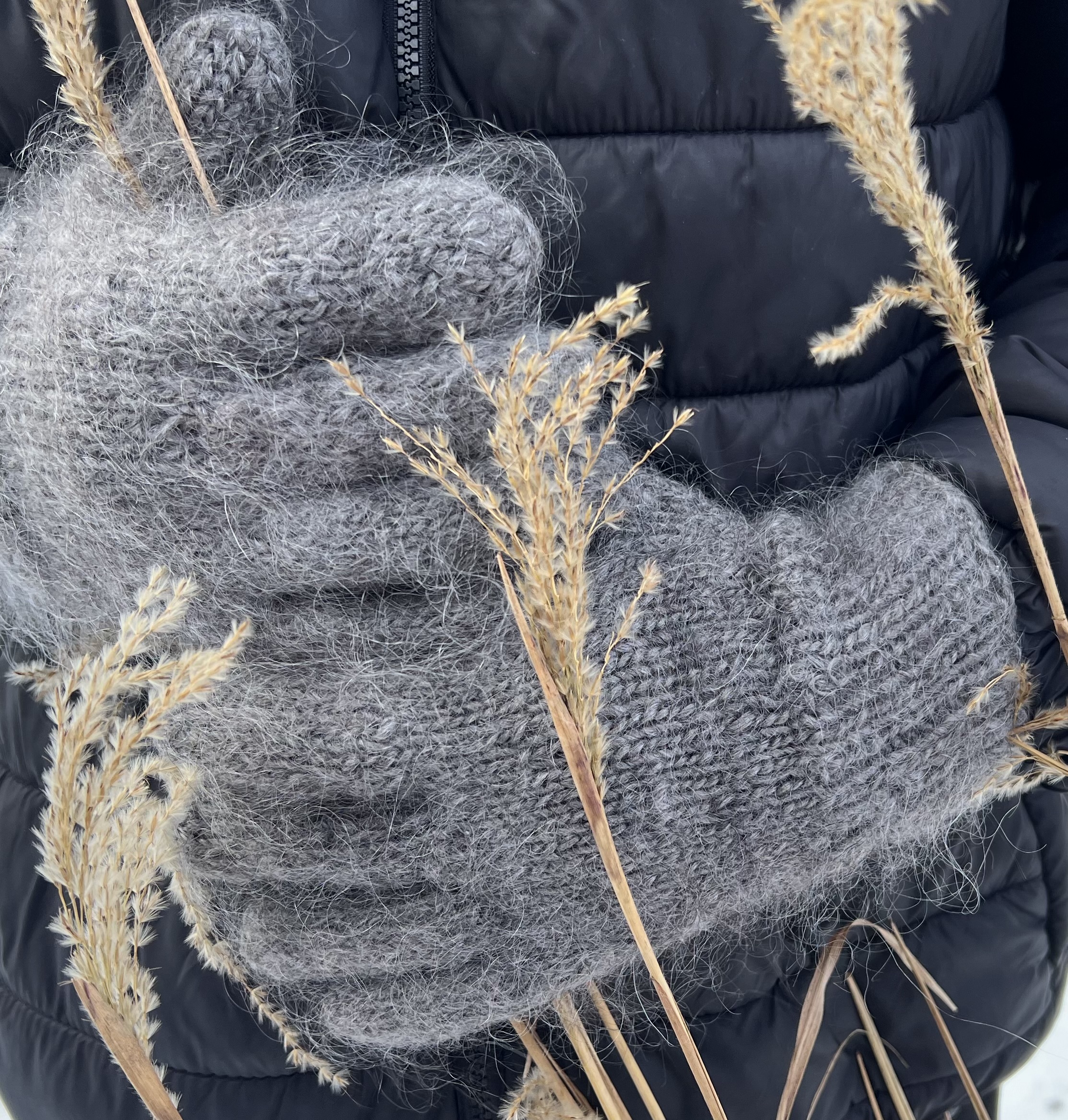 Fingerless men's angora wool gloves GRAFITAS