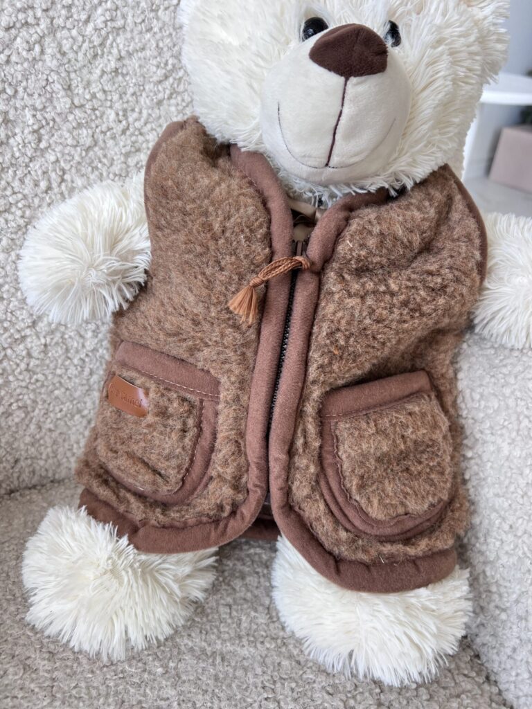 Children's camel wool vest