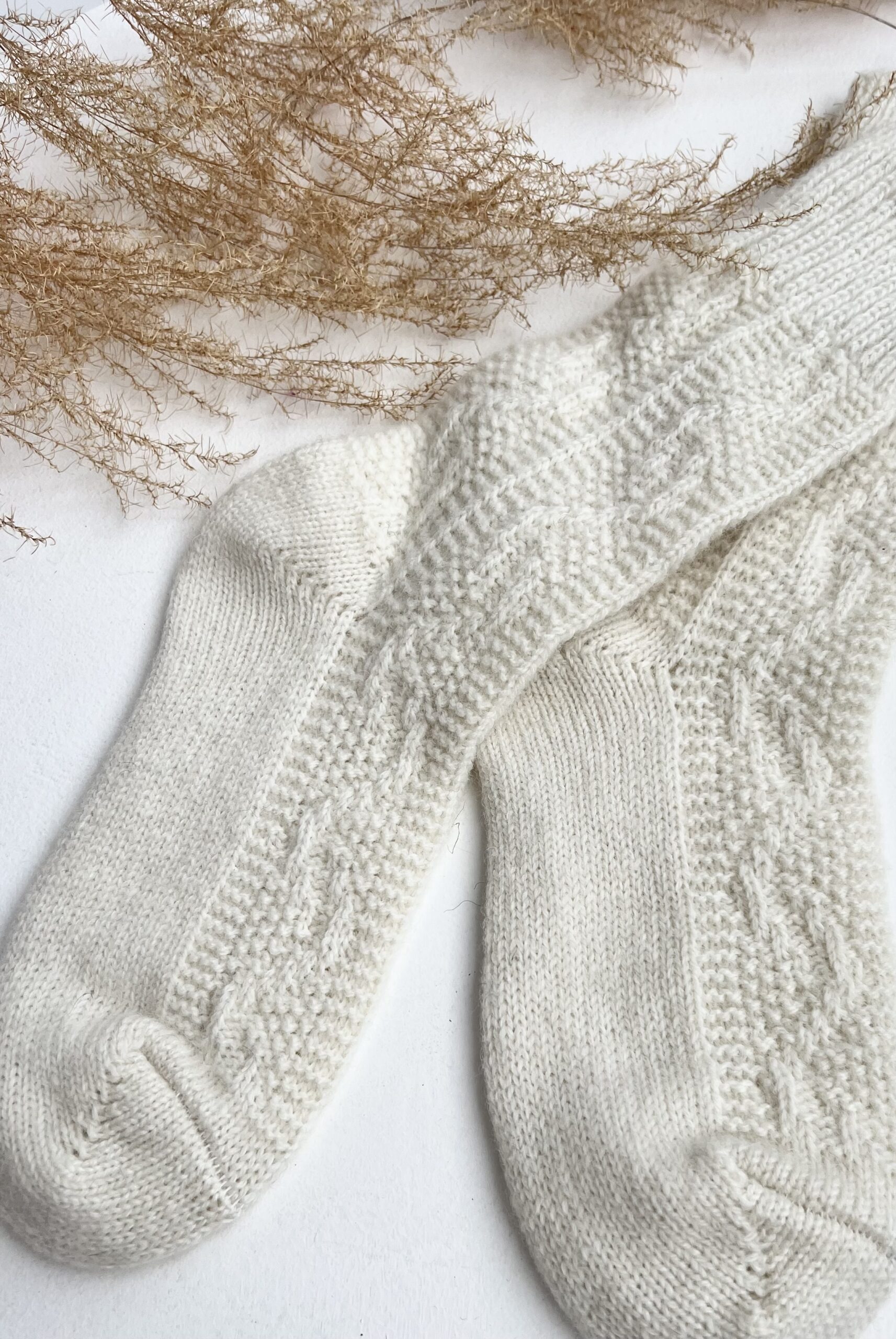 WoolLando New Zealand sheep wool socks SNOWY