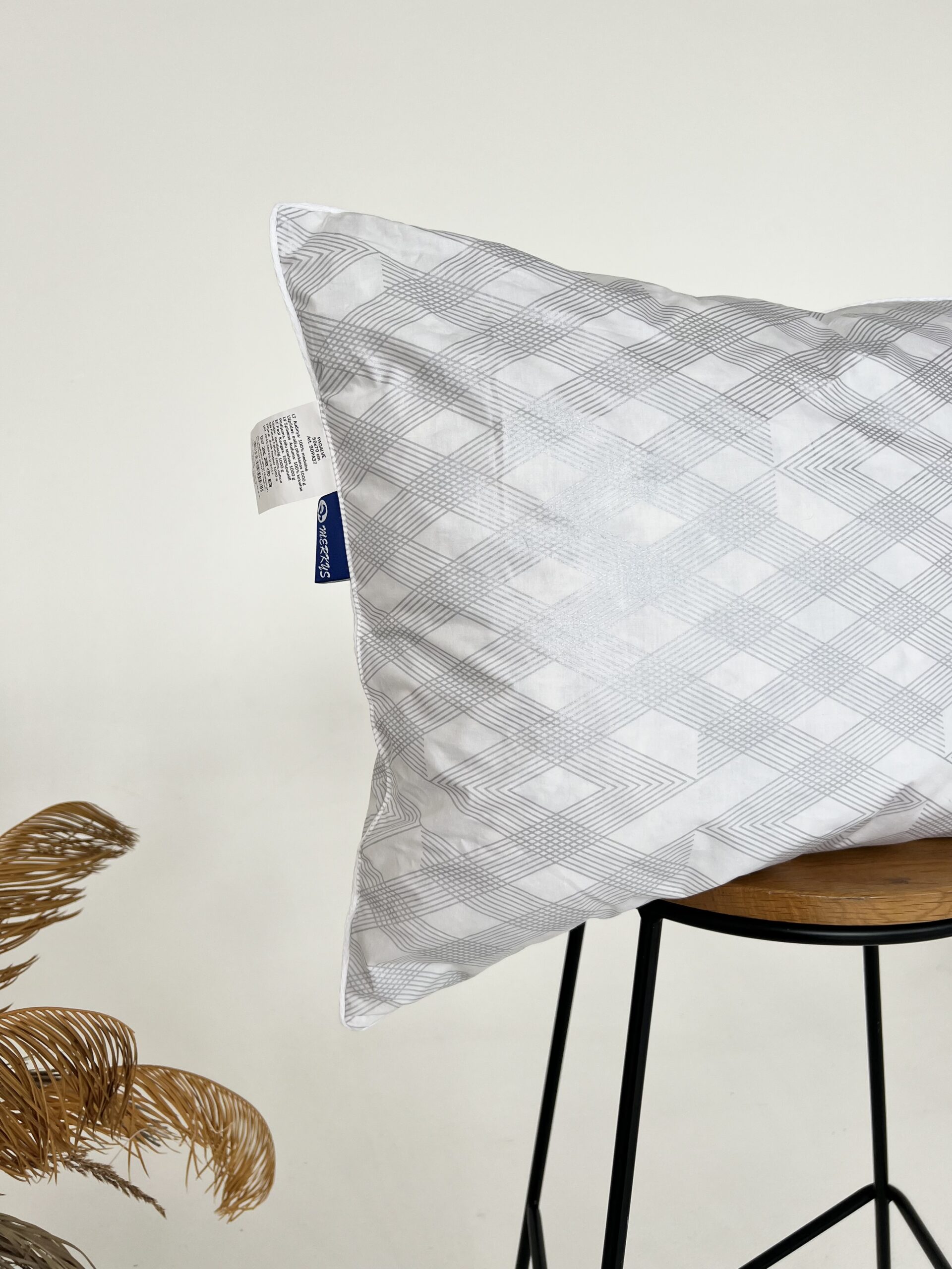 MERKYS duck feather ergonomic pillow