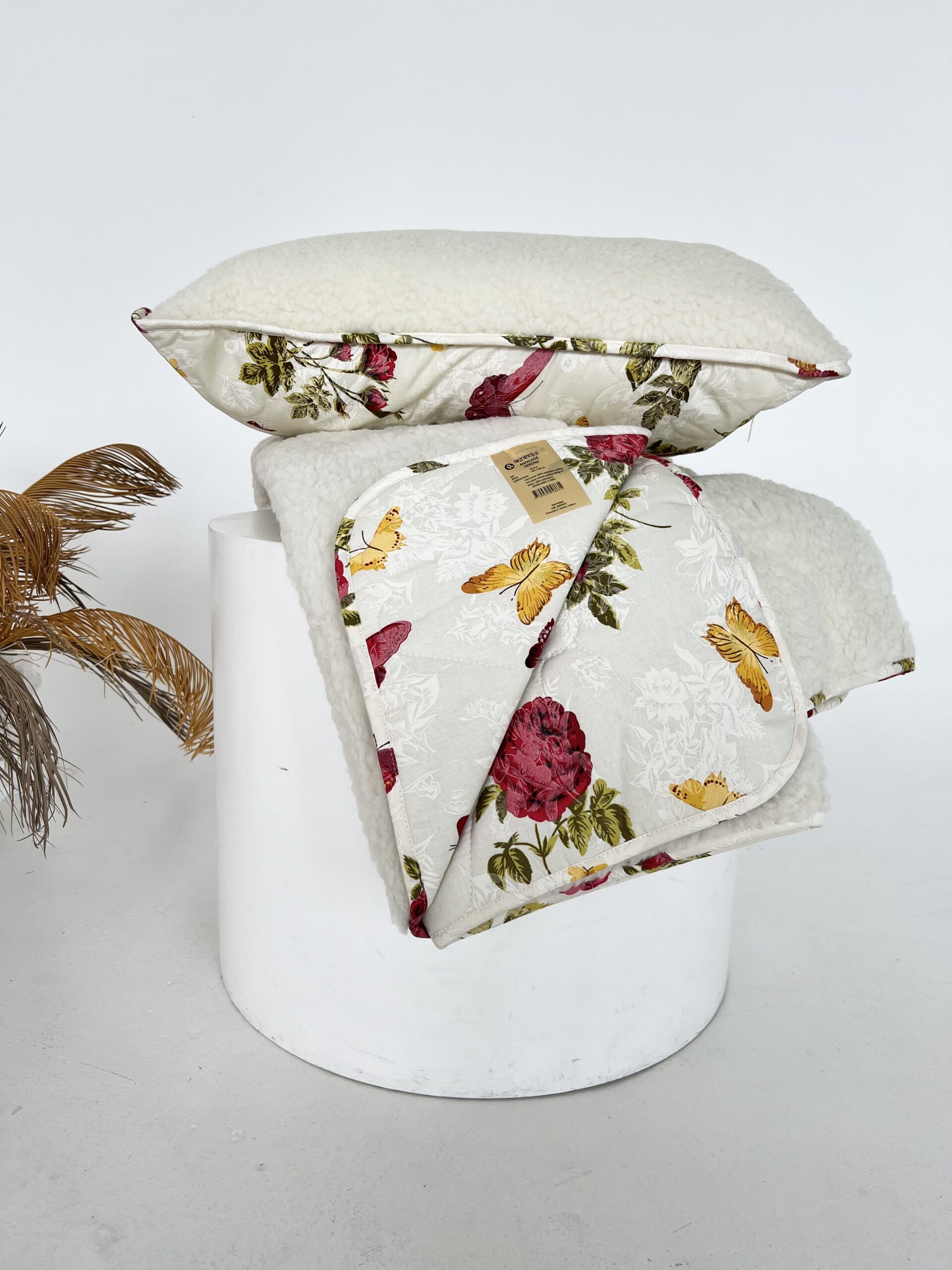 MERKYS pillow with sheep wool VERONA
