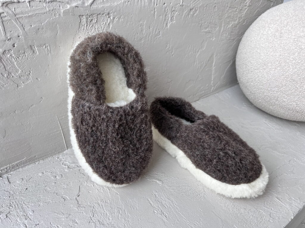 WOOLLAND natural merino wool slippers - slippers Lazdynas