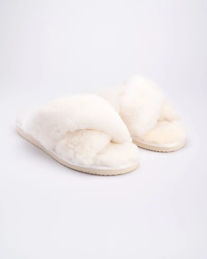 WoolLando women's natural fur white open slippers