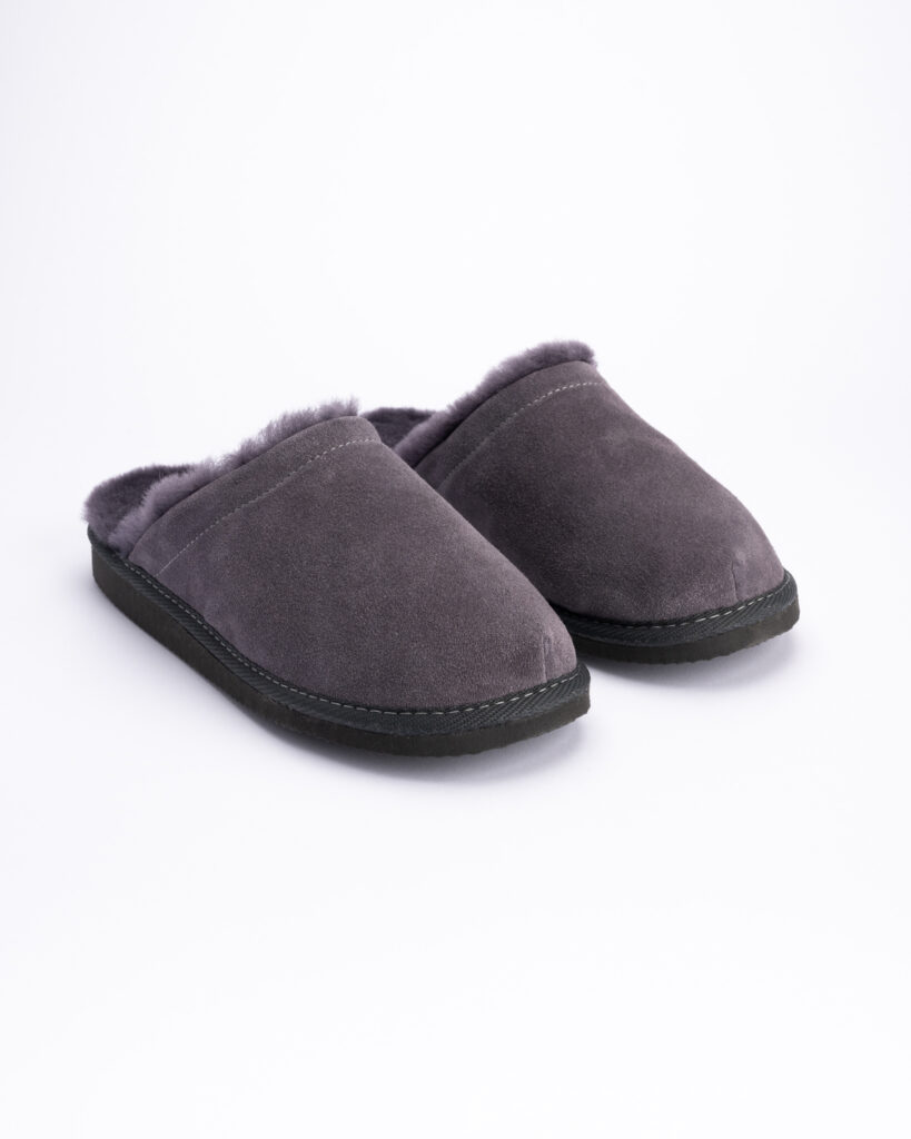 WoolLando men's genuine fur suede leather slippers