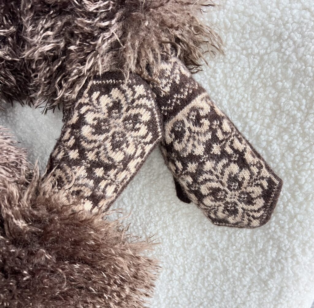 Women's merino wool mittens SNAIGĖS