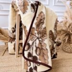 WoolLando merino wool thick blanket - duvet OAK