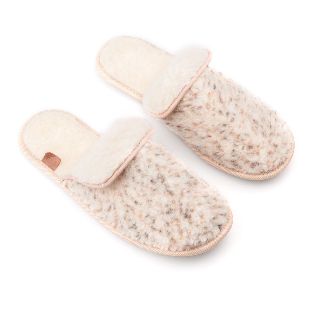 Light grey natural wool rolled slippers - slippers TOKU