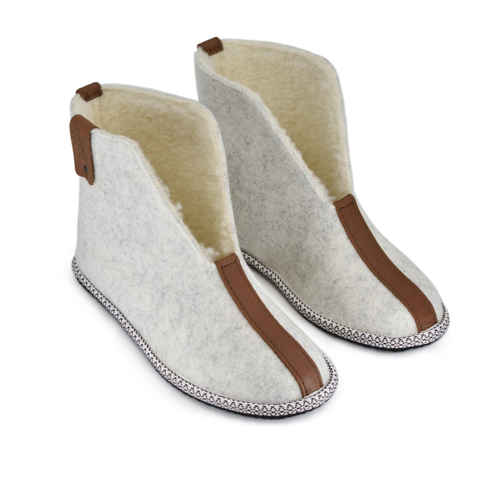 Light grey natural wool rolled slippers - slippers TOKU