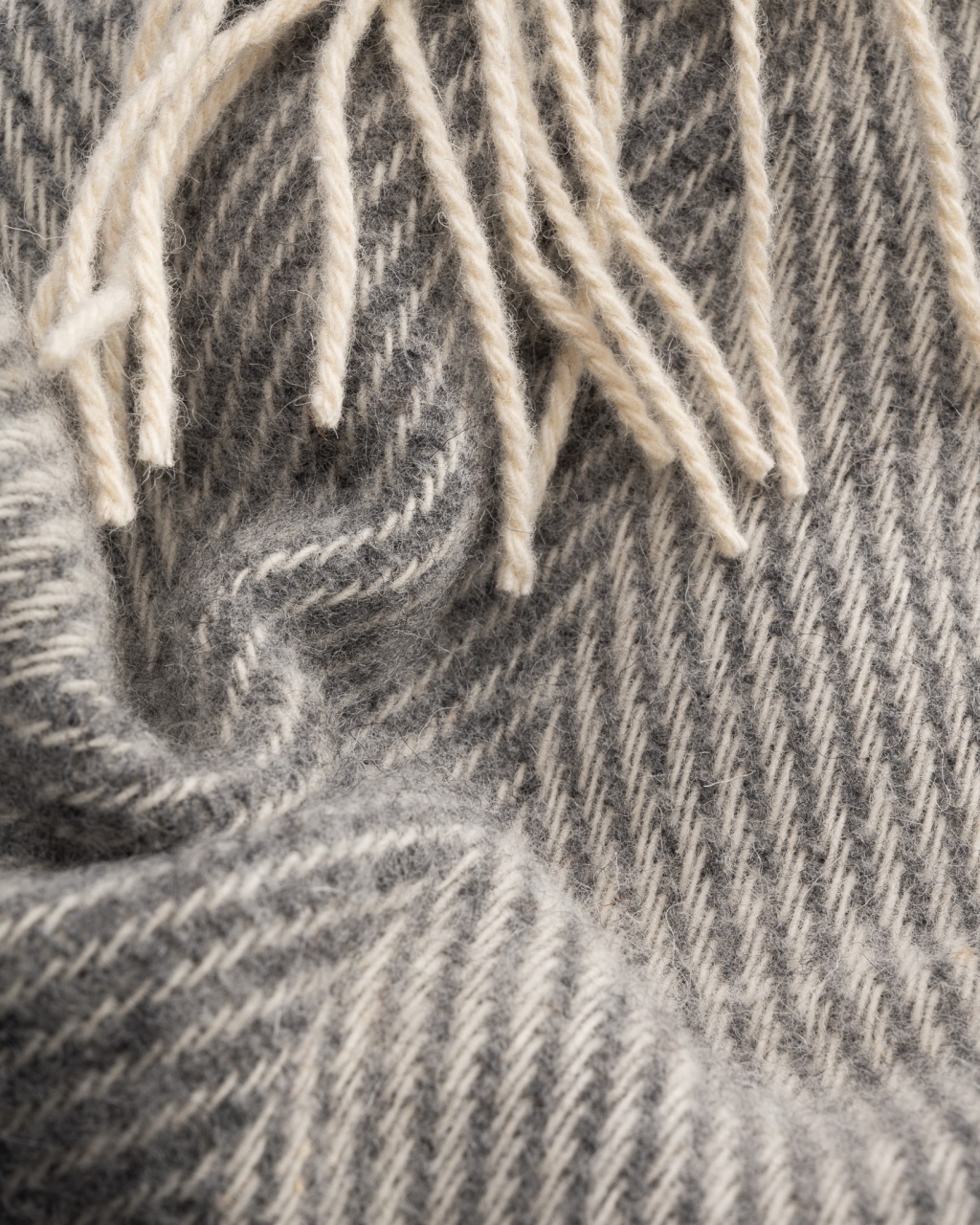 WoolLando 100% NEW ZEALAND luxury blanket STRIPED LIGHT GREY