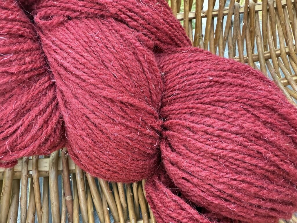 100% natural sheep wool yarn RED - 1kg