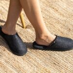 WoolLando slip-on natural wool felted slippers CHARCOAL