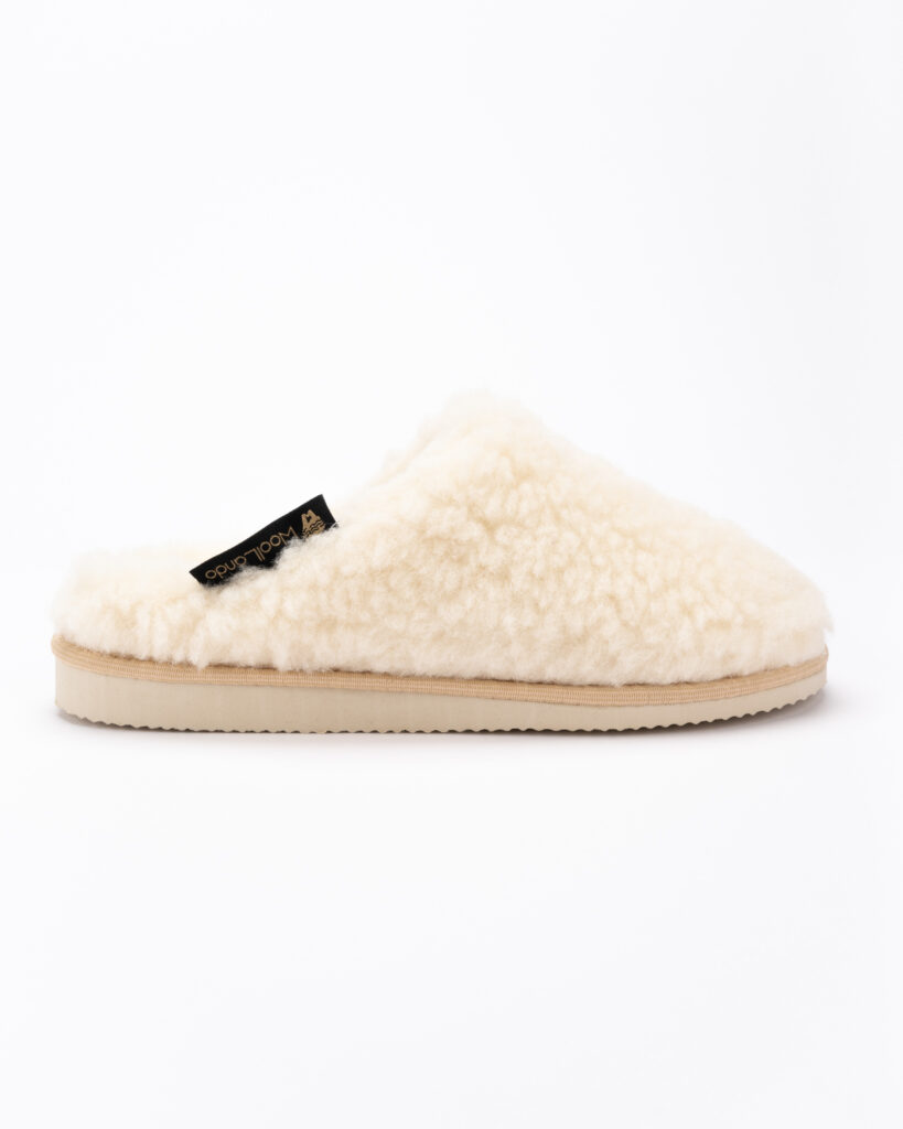 WoolLando merino wool white slippers PIENĖ