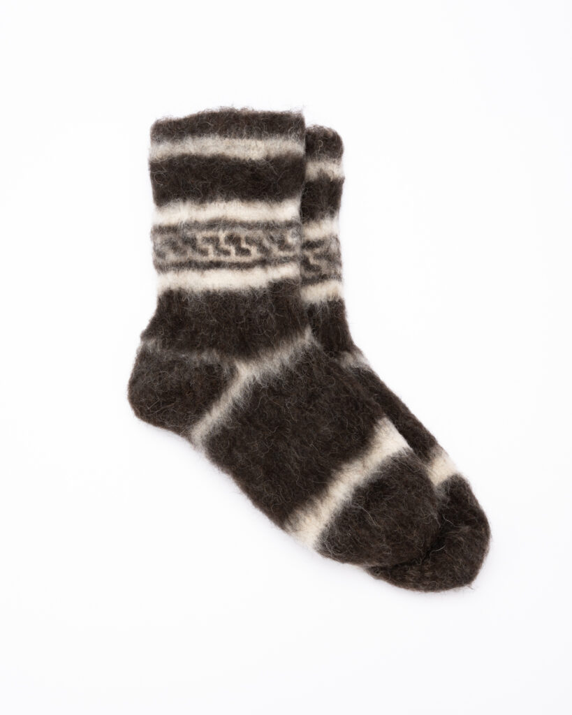 WoolLando natural 100% siberian husky wool BLACK