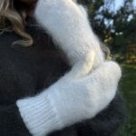 Women’s white angora wool mittens LUNA