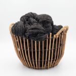 60% Siberian Husky Dog Wool, 40% Sheep Wool 1 kg – BLACK, WoolLando