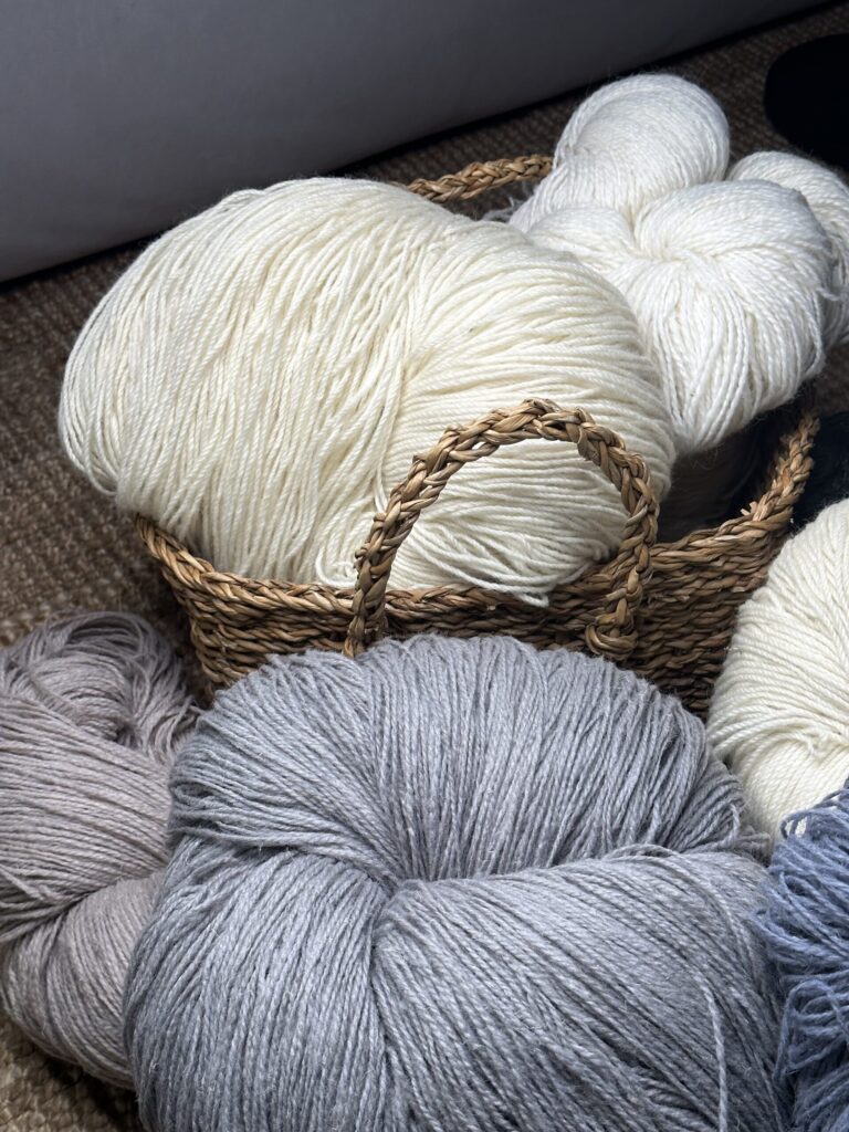 10 kg set of sheep wool yarns — assorted natural colors, WoolLando