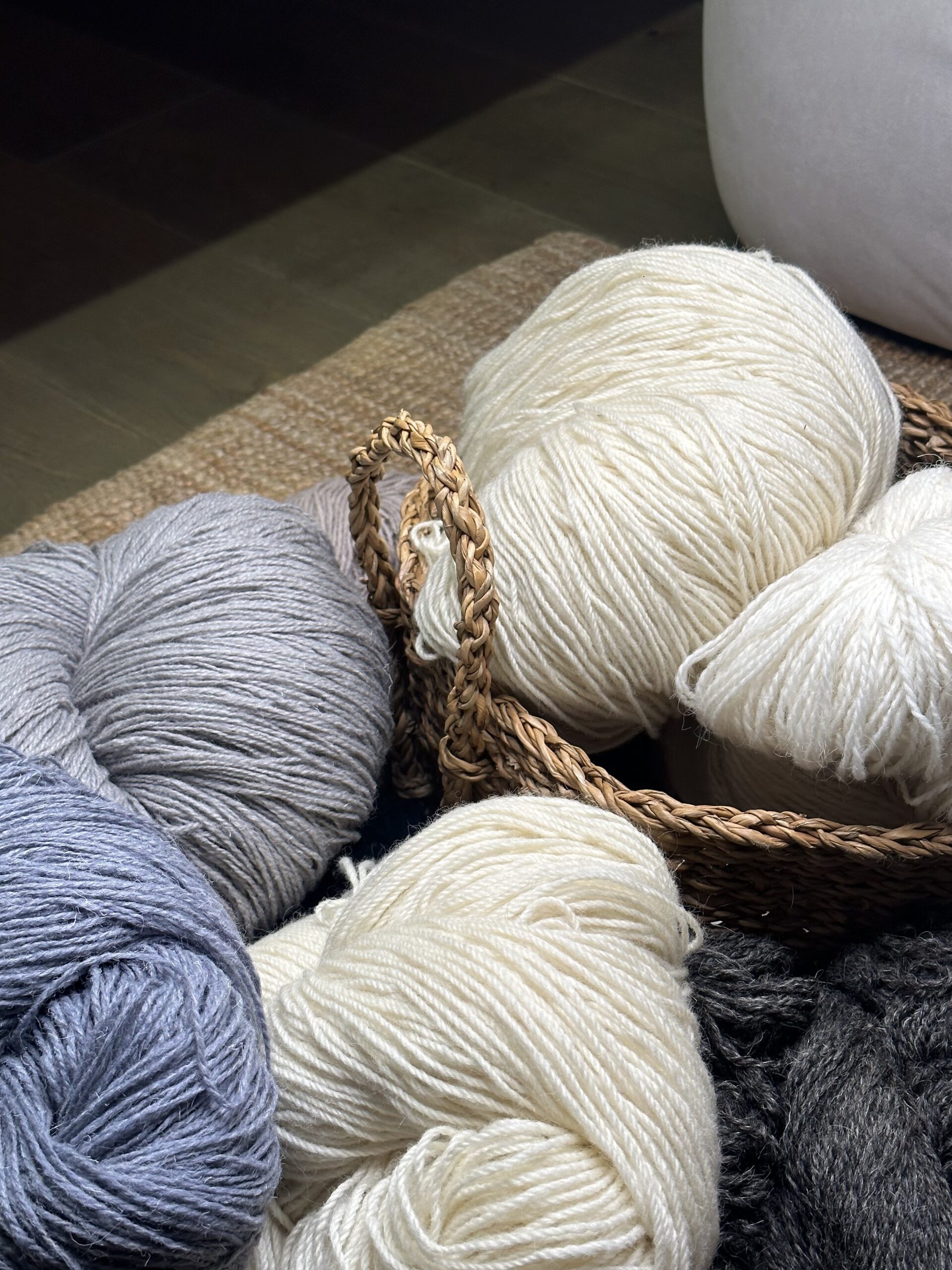 10 kg set of sheep wool yarns — assorted natural colors, WoolLando