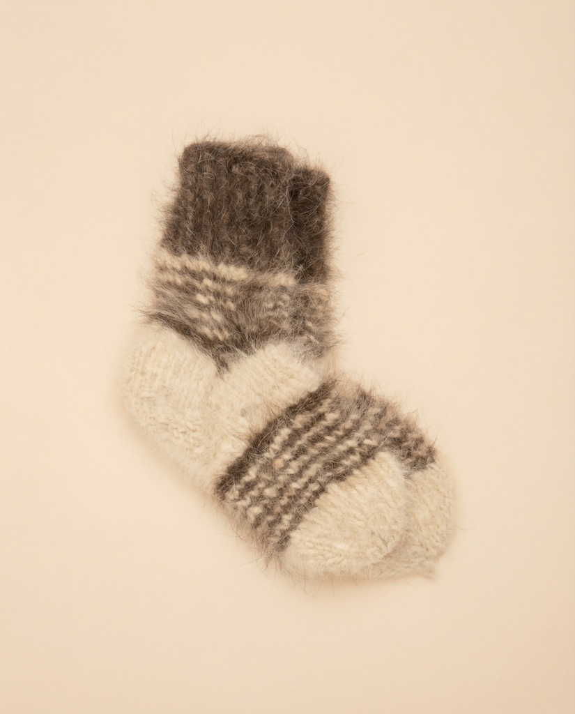 Blood circulation–improving 100% Siberian Husky dog wool socks, WoolLando