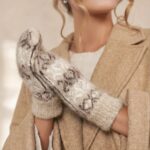 Women’s white merino wool mittens WINTER, WoolLando