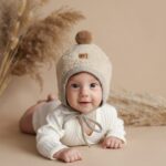 Children’s cream lamb wool hat with pompom, Zaffiro