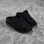 Men’s black felt slippers CARBON, WoolLando