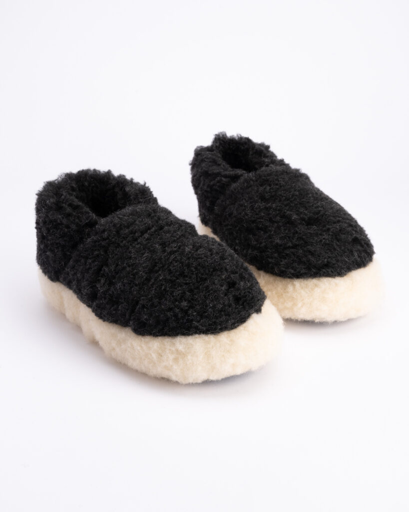 Merino wool boot-style slippers DARK, WoolLando