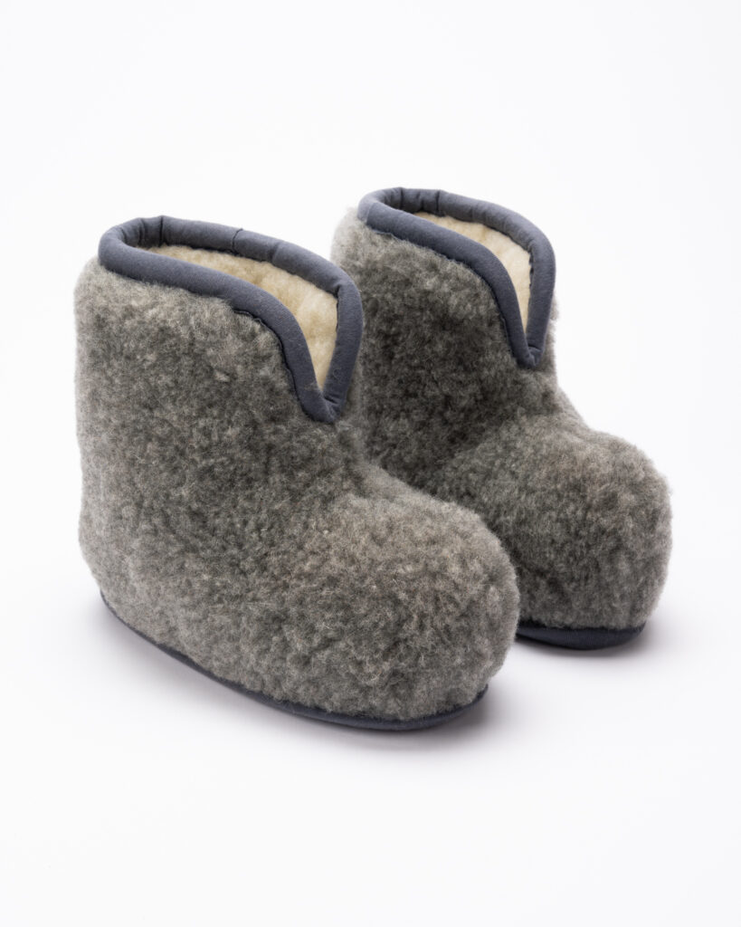 Merino wool ankle slippers PILKIS, WoolLando