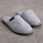 Slip-on light grey felt slippers SHADOW, WoolLando