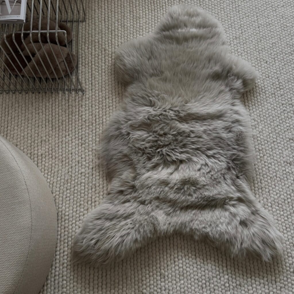 Thick grey merino sheepskin 80 × 120 cm, WoolLando