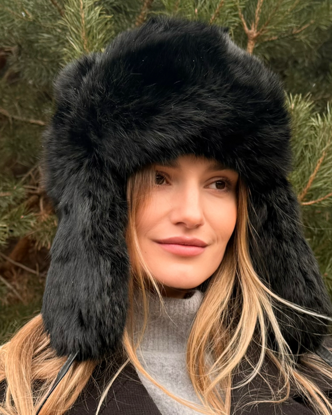Natural rabbit fur black hat DELLA