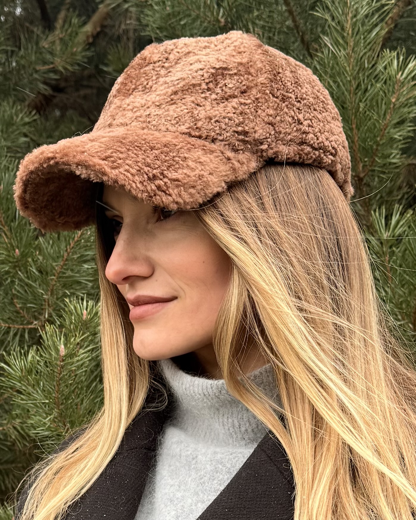 Natural sheepskin brown hat CINAMONE