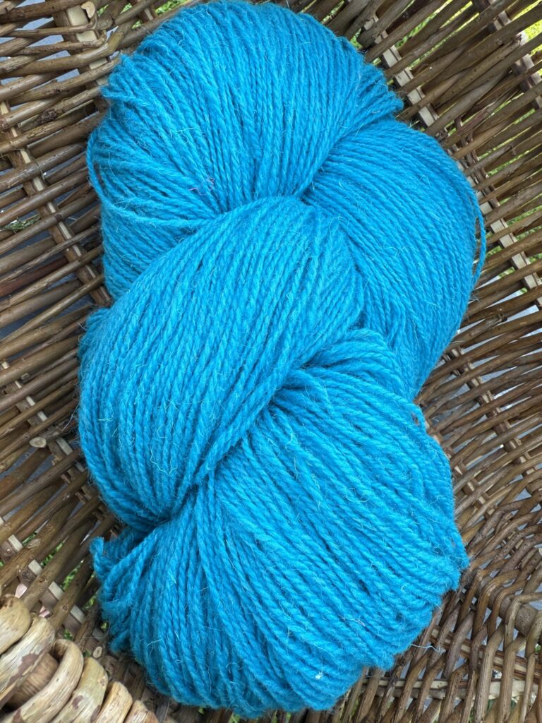 Sheep wool yarn 1 kg – LIGHT BLUE, WoolLando
